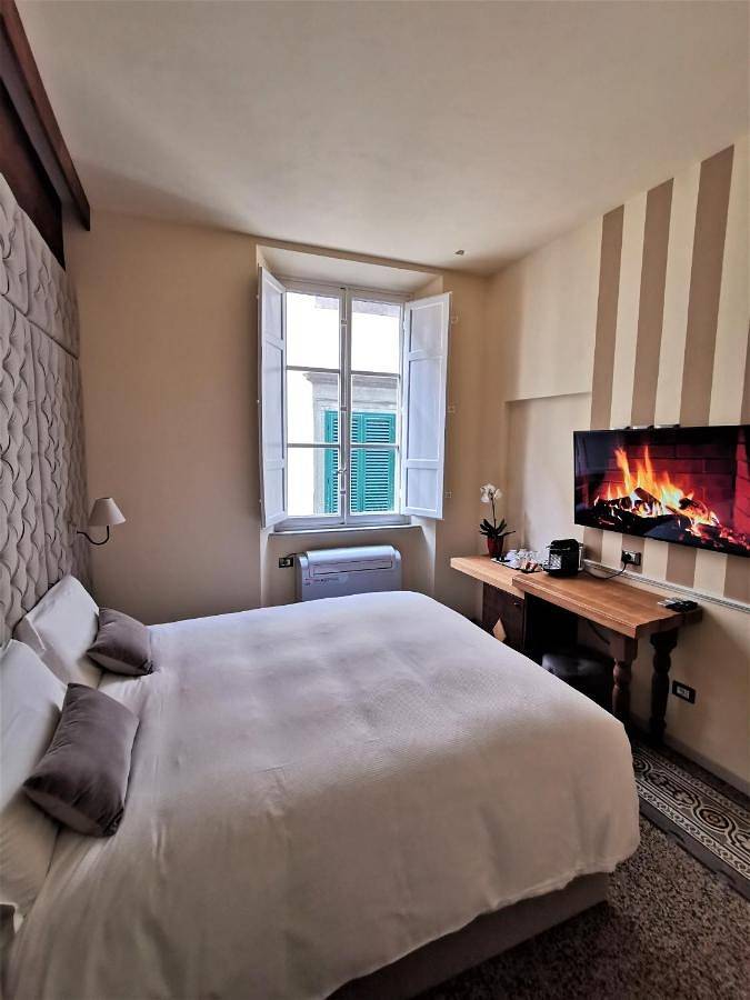 Chalet Lucca in Lucca, Provincia di Lucca