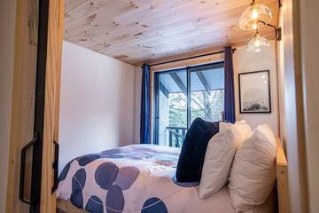 Chalet for 8 Guests in Mont Orford, Quebec, Picture 3