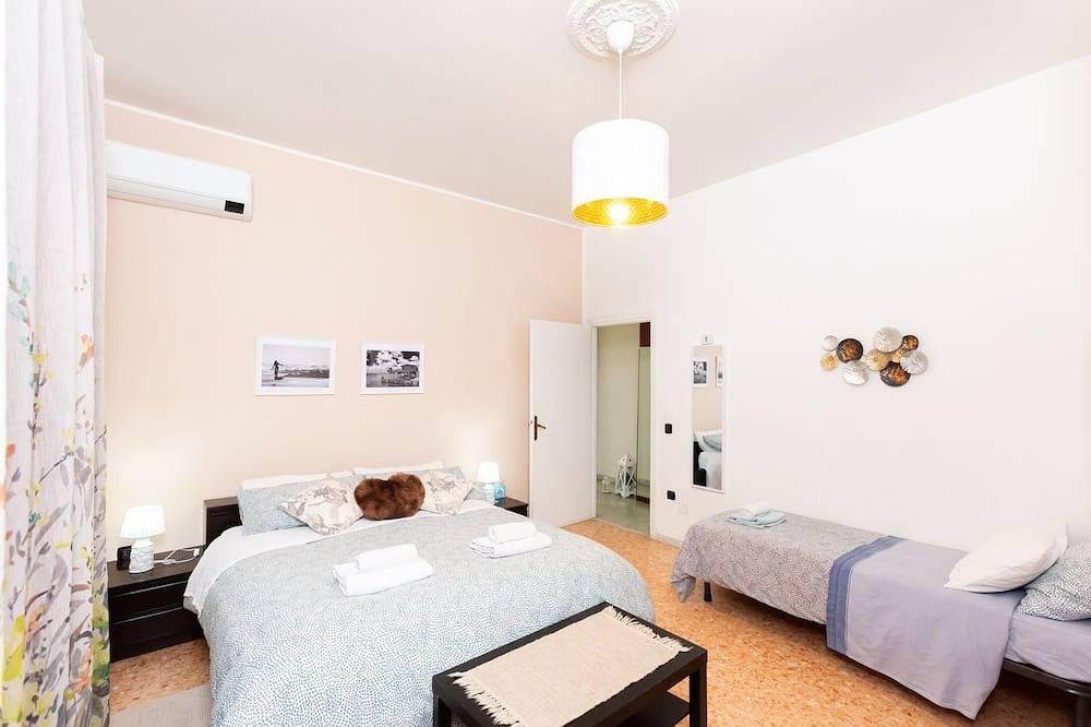 Ganze Wohnung, Ganze Wohnung in der Nähe von Flughafen und Meer in Fiumicino, Rom Provinz