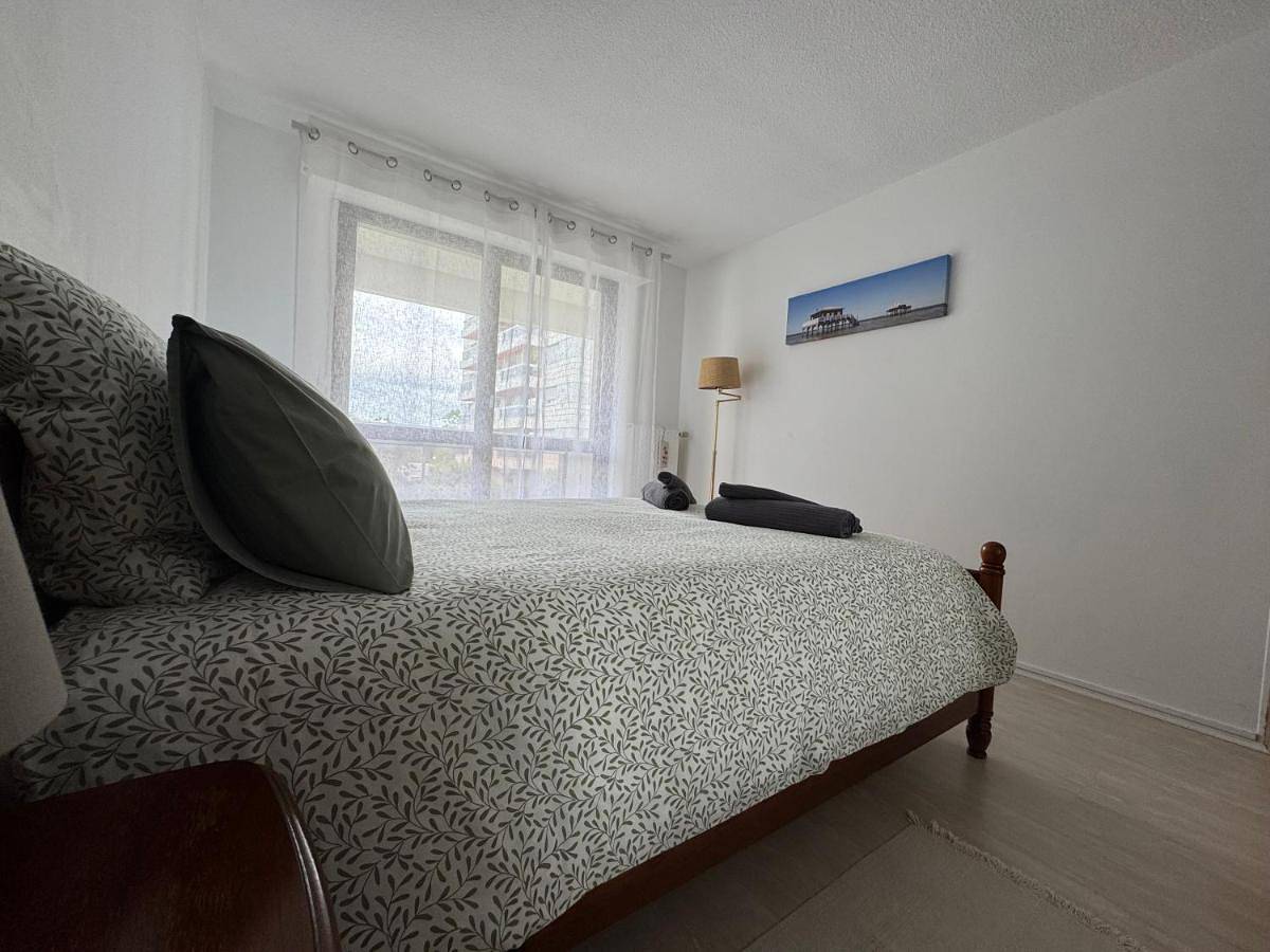 Appartement entier, Ravissant T3 avec terrasse à 100m du Tram D in Le Bouscat, Région de Bordeaux