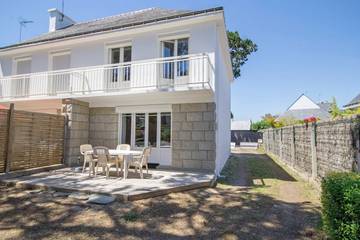 Gîte pour 5 personnes, avec jardin dans Plage du Men Du