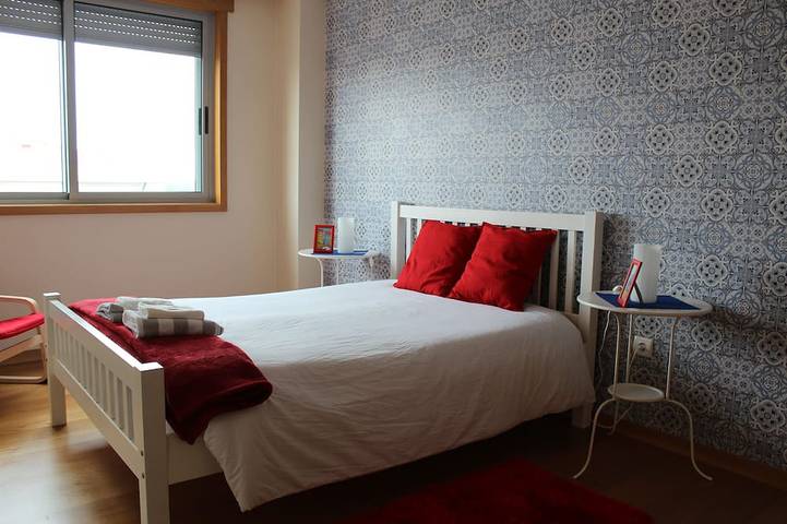 Gîte pour 7 personnes, avec jardin à Maia - 4