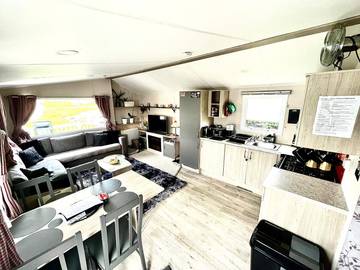 Chalet for 6 People in Newquay, Cornwall, Photo 4