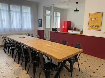 Gîte pour 15 personnes, avec jardin, animaux acceptés dans Bazouges Cré sur Loir