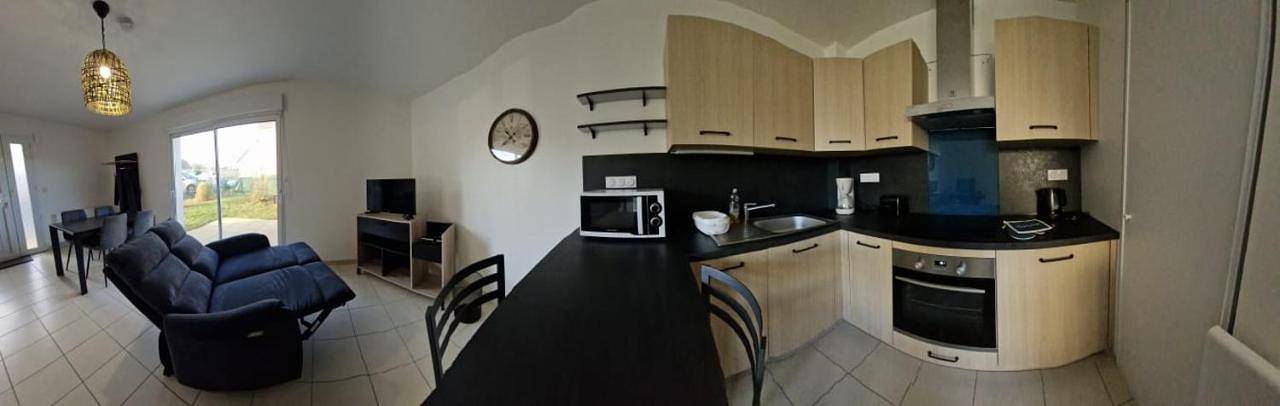 Gîte pour 4 personnes, avec vue et jardin à Saint-Planchers