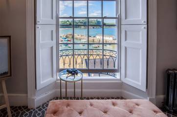 Holiday Home for 12 People in Tenby, Wales, Photo 1