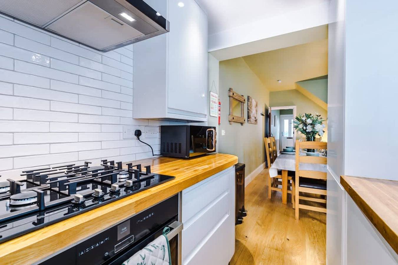 New  Stylish home  amazing location  sleeps 6 in Chester, Cheshire West and Chester