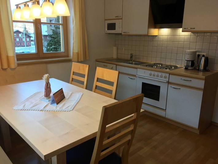 Ferienwohnung für 7 Personen, mit Balkon und Garten sowie Ausblick in Schoppernau - 4