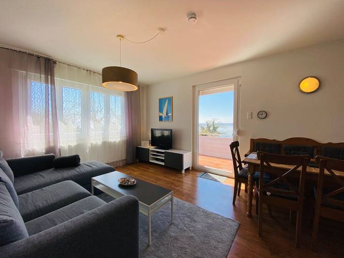 Ferienwohnung für 4 Personen, mit Balkon und Balkon/Terrasse sowie Garten und Seeblick in Obersee (Bodensee) - 2