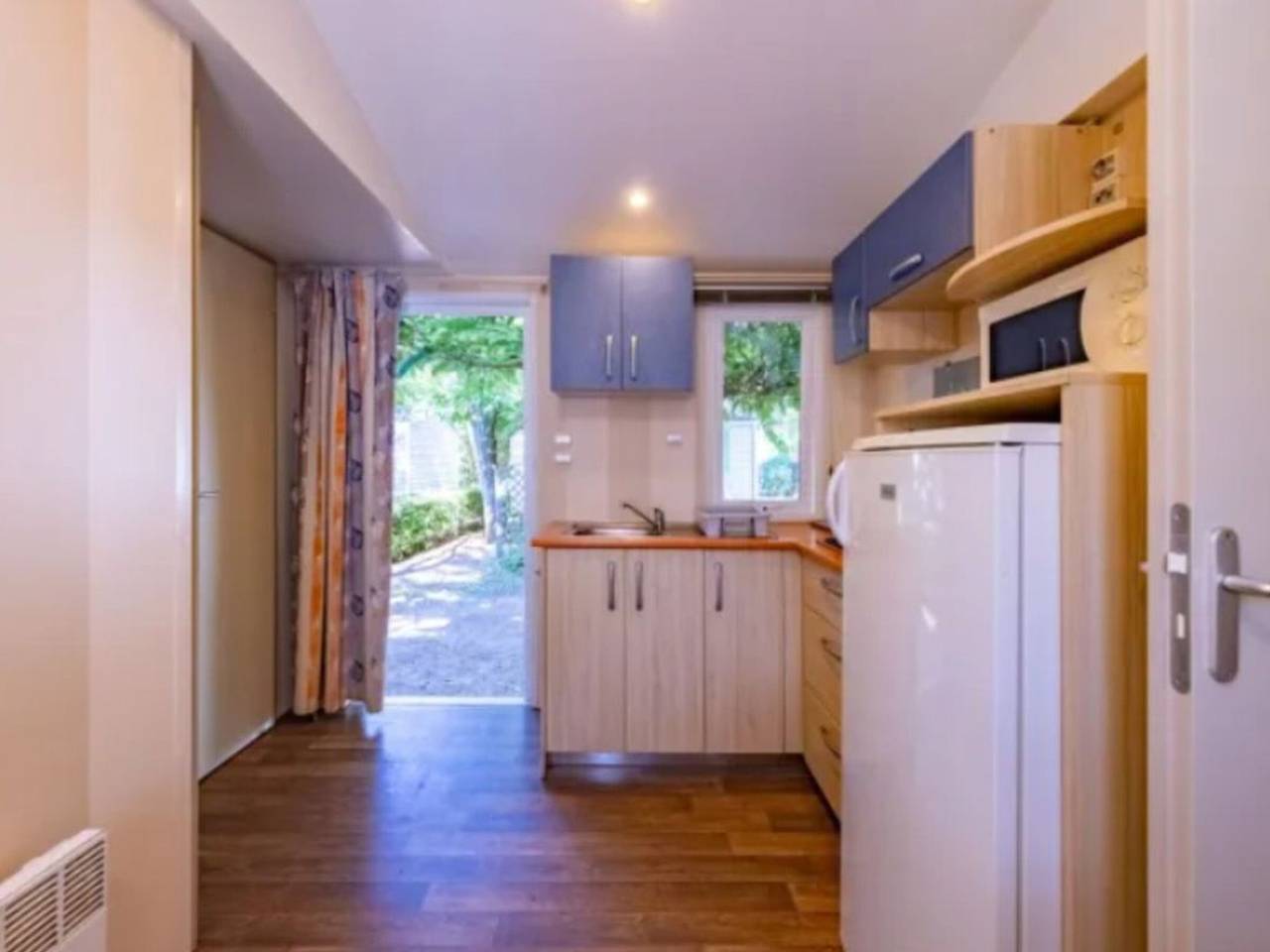 Mobilheim 3 Zimmer, 4 Pers., in der Nähe von Montblanc in Montblanc, Mittelmeerküste (Frankreich)