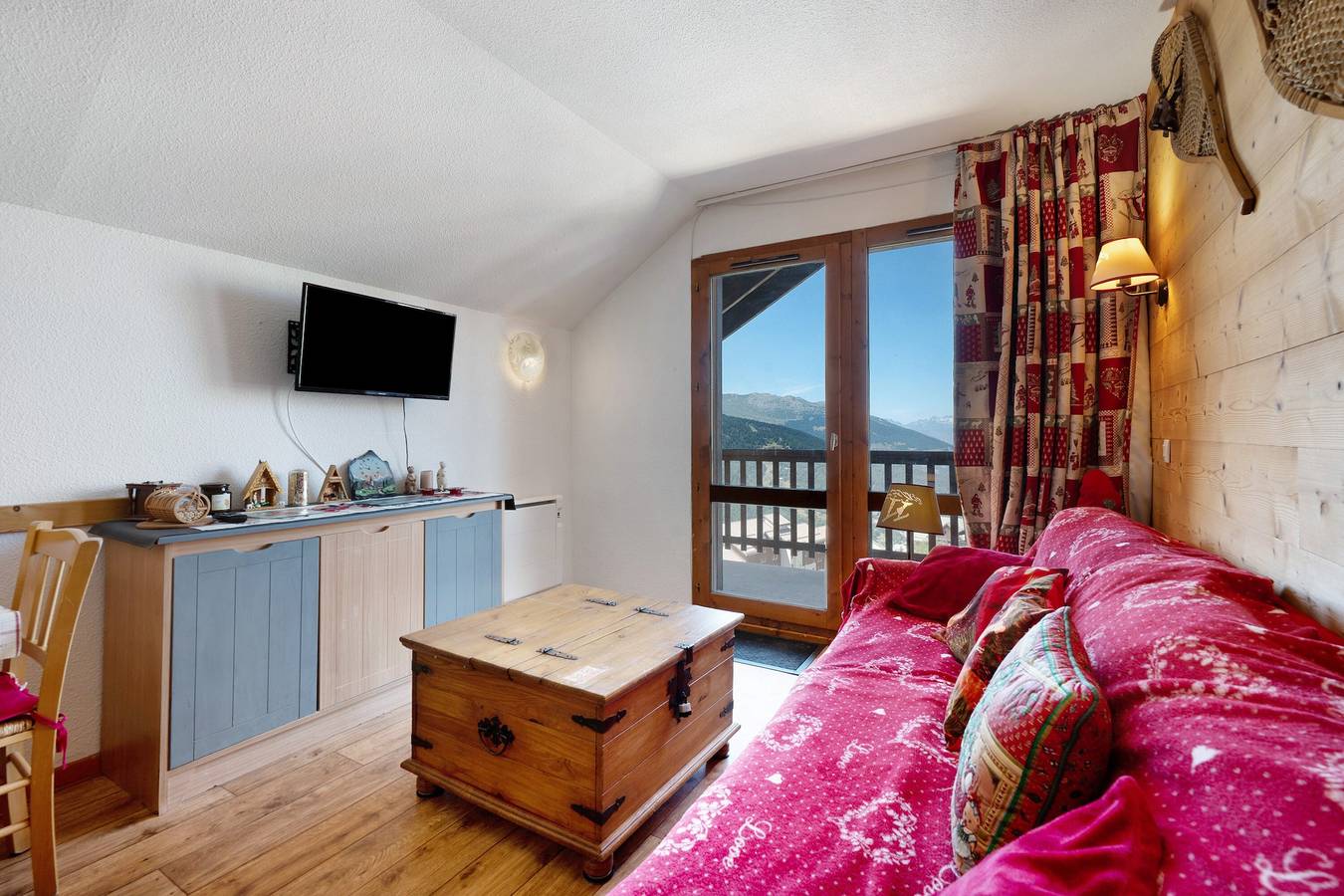 Appartement entier, Appartement « Valmeinier Le Miras » avec vue montagne, terrasse privée et Wi-Fi in Valmeinier, Région de Saint-Jean-de-Maurienne