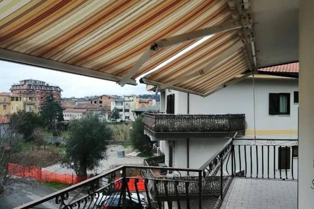 Apartamento entero, Fabulous 3-bedroom corporate apartment in Sapri in Sapri, Cilento