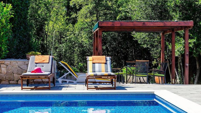 Villa per 9 persone, con piscina e giardino in Canali