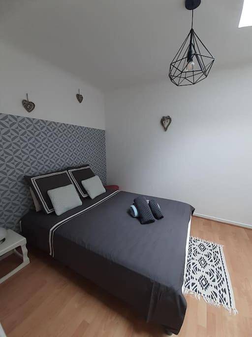 Location de vacances pour 6 personnes, avec vue et terrasse, animaux acceptés à Sophia Antipolis - 2