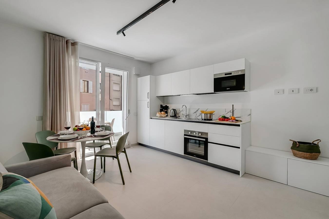 Appartamento intero, Nua Boutique Apartaments 3 Towncentre in Finale Ligure, Comune di Finale Ligure