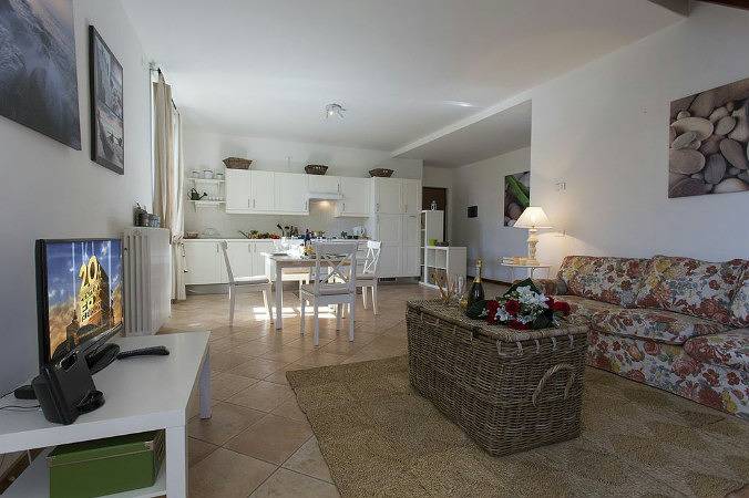 Ganze Wohnung, Casa Al Prato Apt. F in Varenna, Gemeinde Varenna