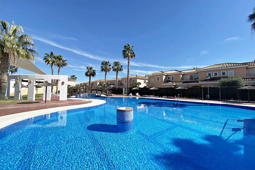 Ganze Wohnung, Pls - Apartment mit Terrasse und Parkplatz in Vera Playa in Playas de Vera, Vera