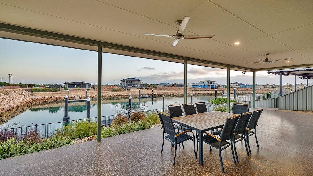 1 Kestrel Place - Großes Haus mit riesiger Garage in Exmouth, Western Australia