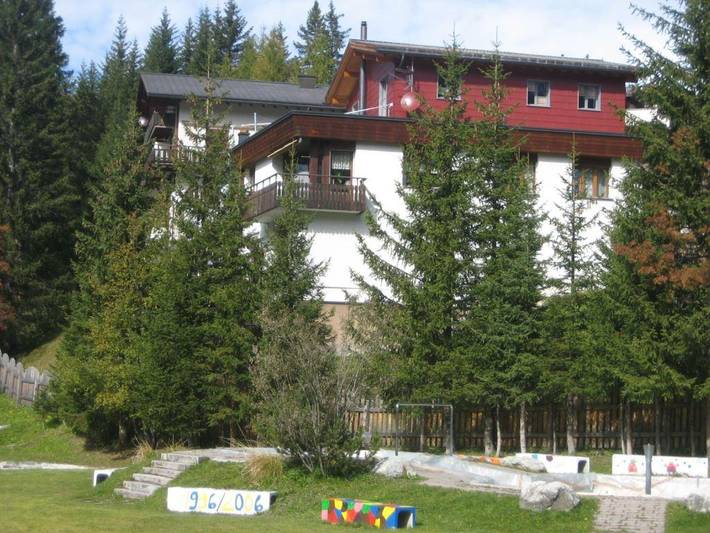 Ferienwohnung für 4 Personen, mit Seeblick und Balkon in Arosa - 2