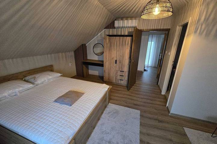 Ferienhaus mit Pool, Sauna und Jacuzzi auf großem Anwesen nahe Osijek in Osijek-Baranja