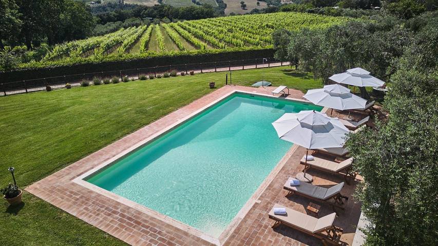 Villa für 6 Personen, mit Terrasse und Garten sowie Whirlpool - 1