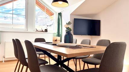Ferienwohnung für 8 Personen, mit Ausblick und Terrasse in Arzl im Pitztal
