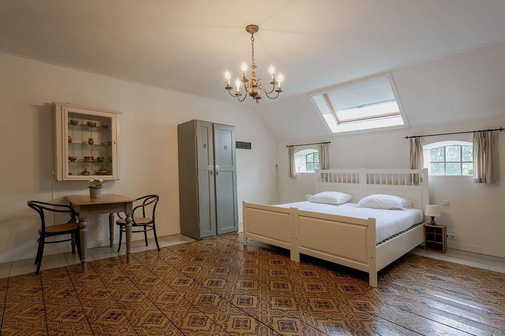 Ganze Wohnung, Sehr geräumige 3-Zimmer-Wohnung in Gehweite zum Zentrum von Workum in Workum, Ijsselmeer