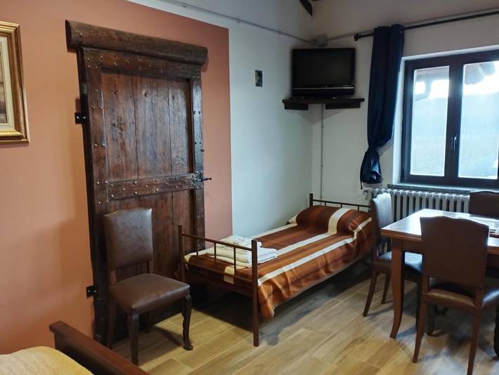 Gîte pour 3 personnes, avec jardin ainsi que vue et piscine à San Damiano d'Asti - 4