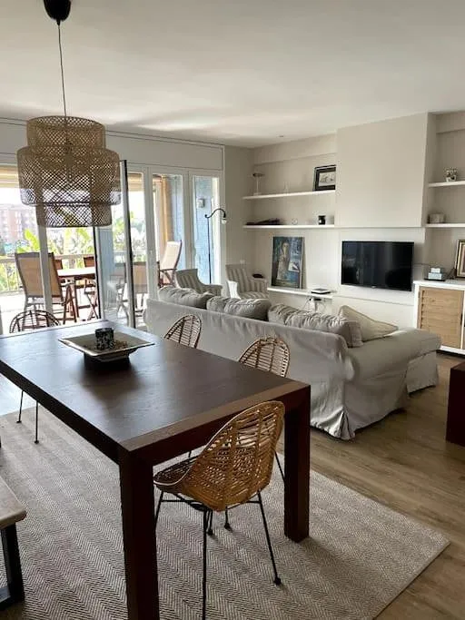 Apartamento de vacaciones para 7 personas, con piscina además de jardín y terraza - 1