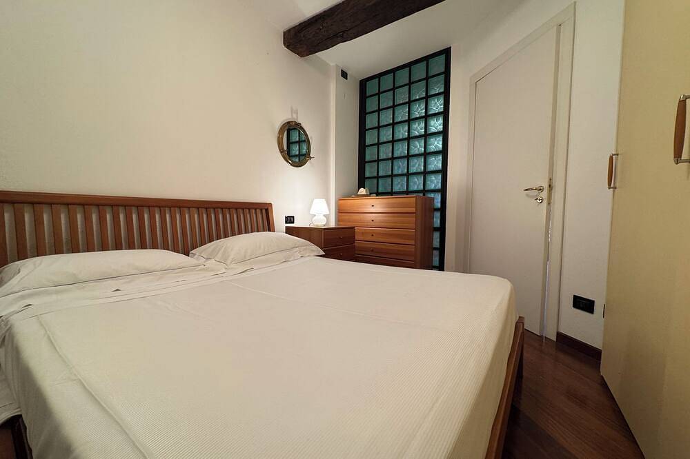 Appartamento intero, Maury’s Sea View apartment in the heart of Portovenere - with private garage. in Isola Palmaria, Comune di Porto Venere