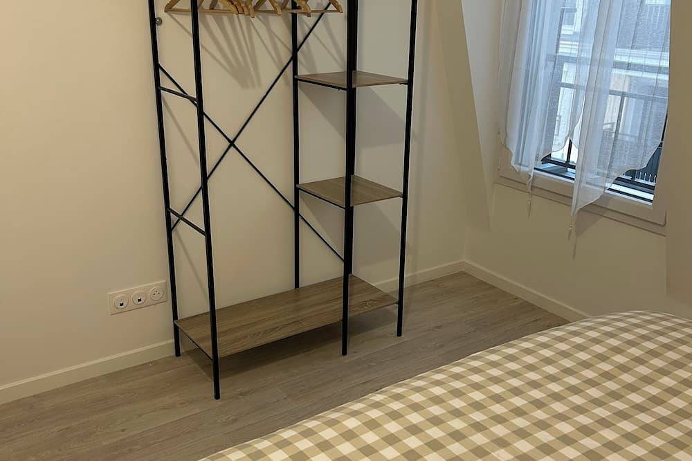 Entire apartment, Cosy apartment with balcony near Paris in Le Blanc-Mesnil, Seine-Saint-Denis