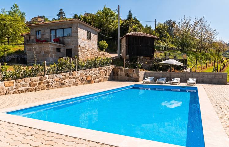 Casa de férias para 5 pessoas, com varanda/terraço e terraço e ainda piscina em Castelo de Paiva