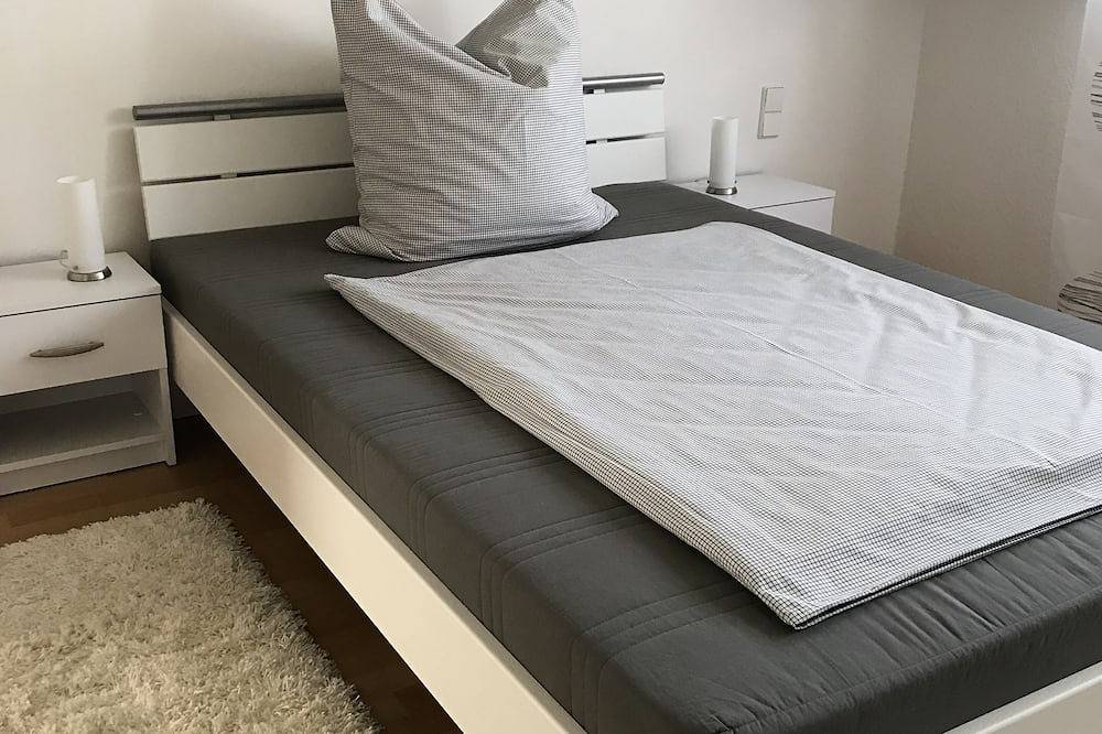 Ganze Wohnung, Sonnige Ferienwohnung zwischen Schwarzwald und Rhein ,Nähe Europapark Rust ! in Offenburg, Mittlerer Schwarzwald