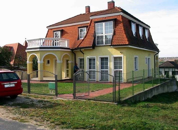 Ferienwohnung für 4 Personen, mit Balkon und Garten in Westtransdanubien - 2