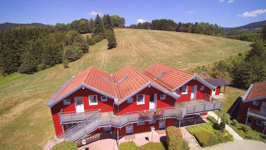 Hotel für 5 Personen, mit Pool und Garten sowie Ausblick und Sauna, mit Haustier in Neukirchen (Niederbayern)