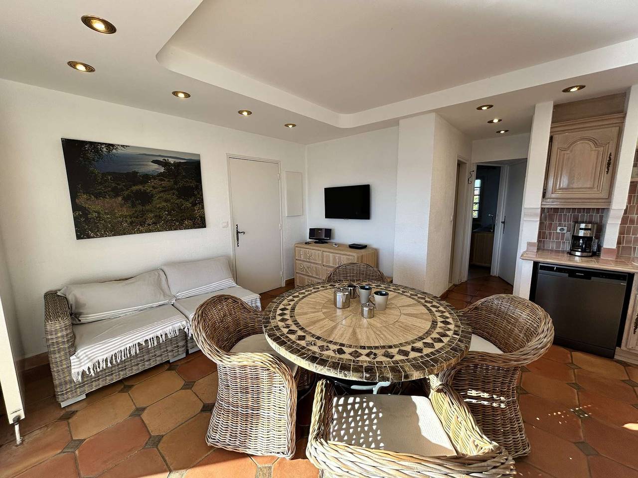 Geheel appartement, 3-Room Apartment in Port Grimaud Ii with Sea View and Wi-Fi in Port Grimaud, Grimaud