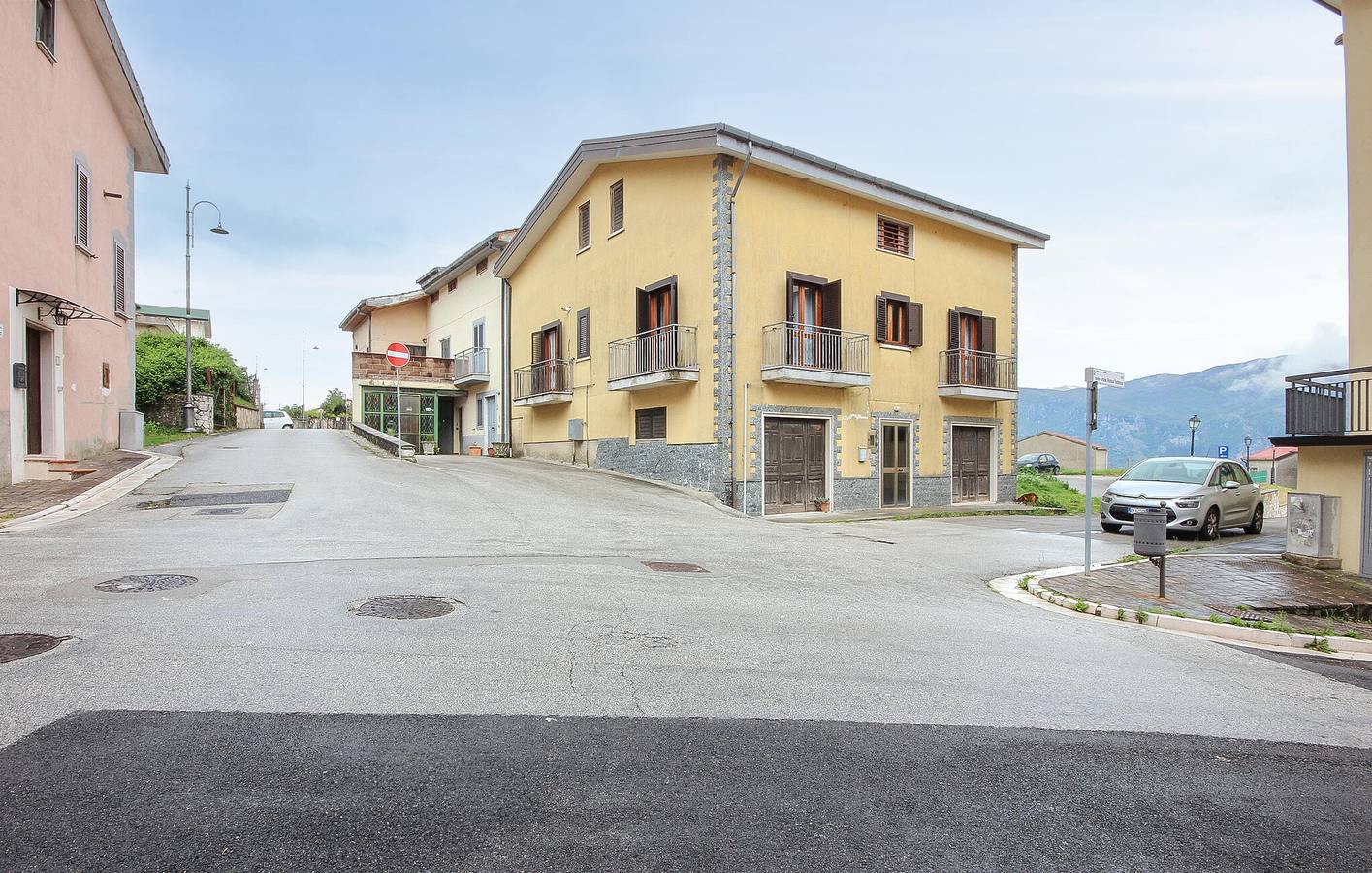 Modern appartement met terras dichtbij het centrum van Senerchia in Senerchia, Provincie Avellino