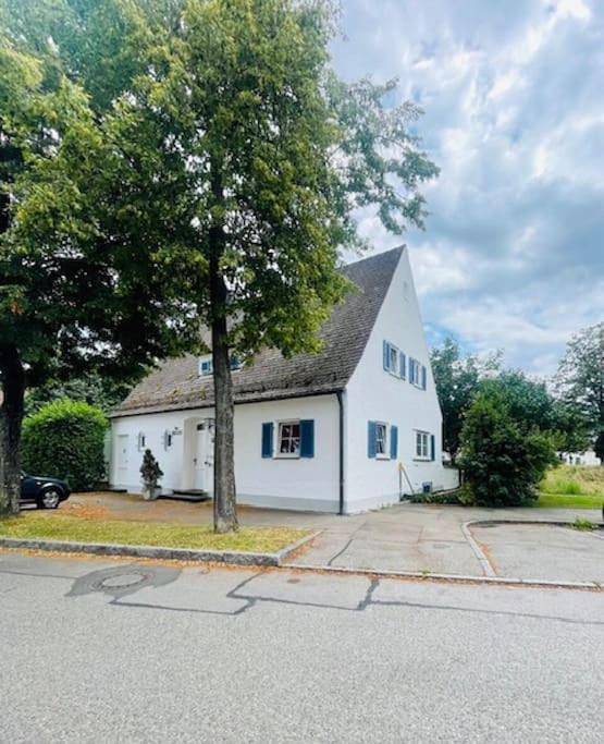 Ferienhaus für 9 Personen, mit Balkon und Terrasse sowie Garten und Ausblick