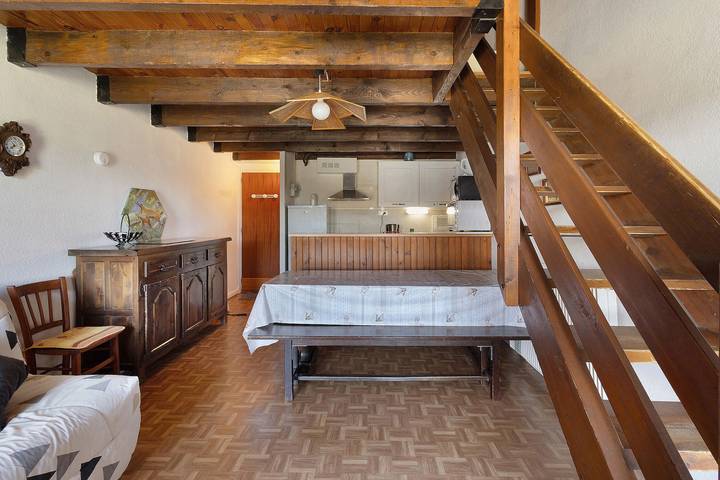 Apartamento entero, Apartamento 'Triplex Les Angles' con Balcón in Les Angles, Parque Natural Regional de los Pirineos Catalanes