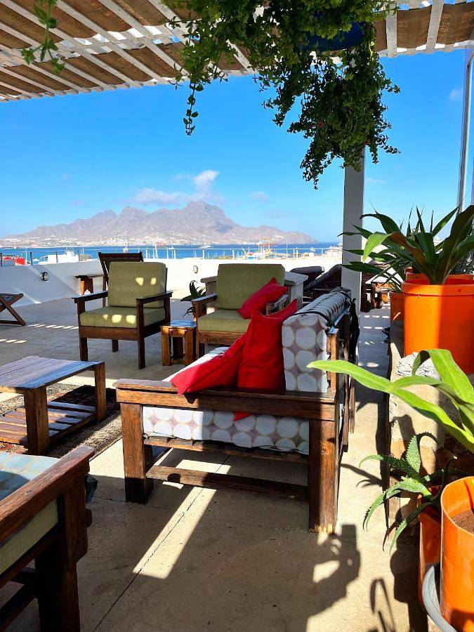 Maison d’hôte pour 2 personnes, avec vue sur le lac ainsi que vue et jardin, adapté aux familles dans São Vicente