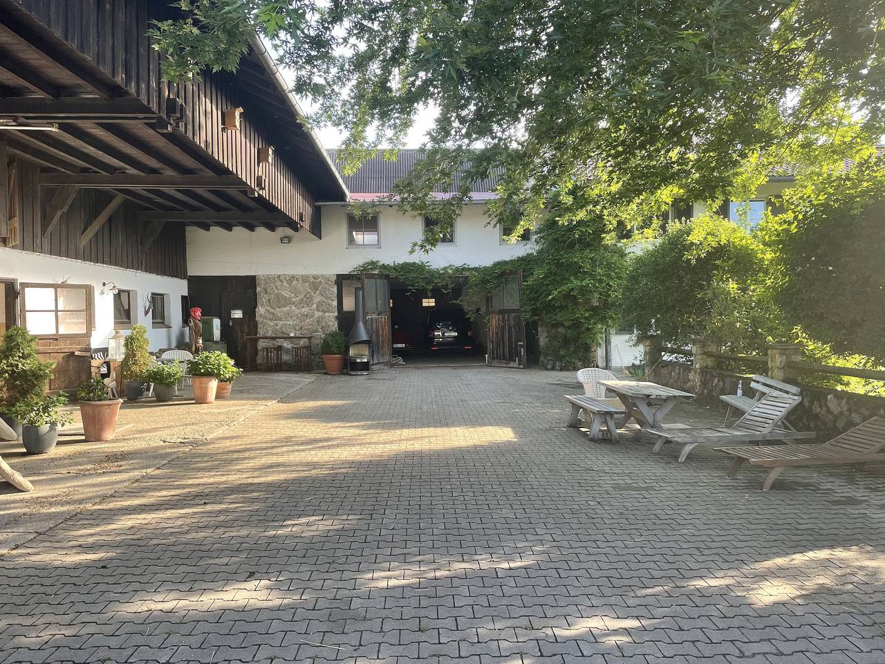 Huberhof - Melkerhaus bis 6 Personen mit Terrasse und Pool, 101 qm in Wonneberg, Rupertiwinkel
