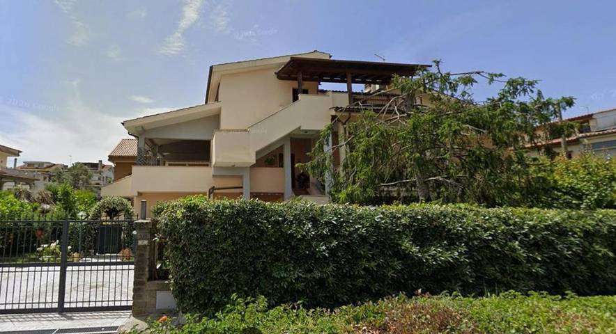 Location de vacances pour 5 personnes, avec Balcon et Jardin à Santa Severa - 2