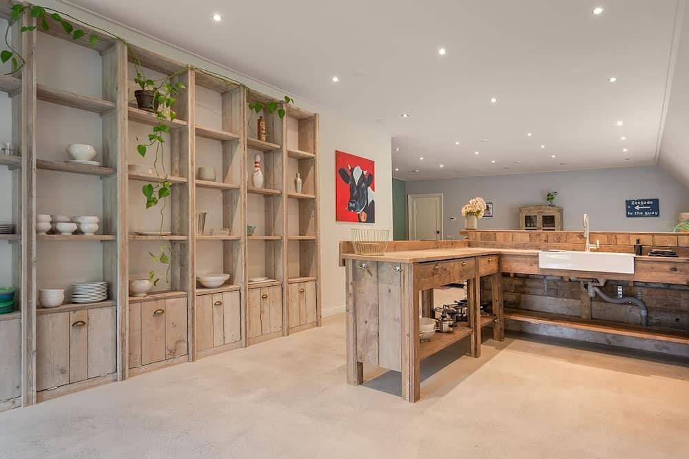 Ganze Wohnung, Sehr geräumige 3-Zimmer-Wohnung in Gehweite zum Zentrum von Workum in Workum, Ijsselmeer