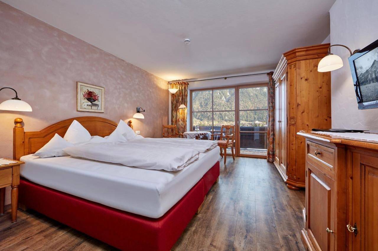 Hotel Landhaus Sonnenbichl Mittenwald in Mittenwald, Alpes bavaroises