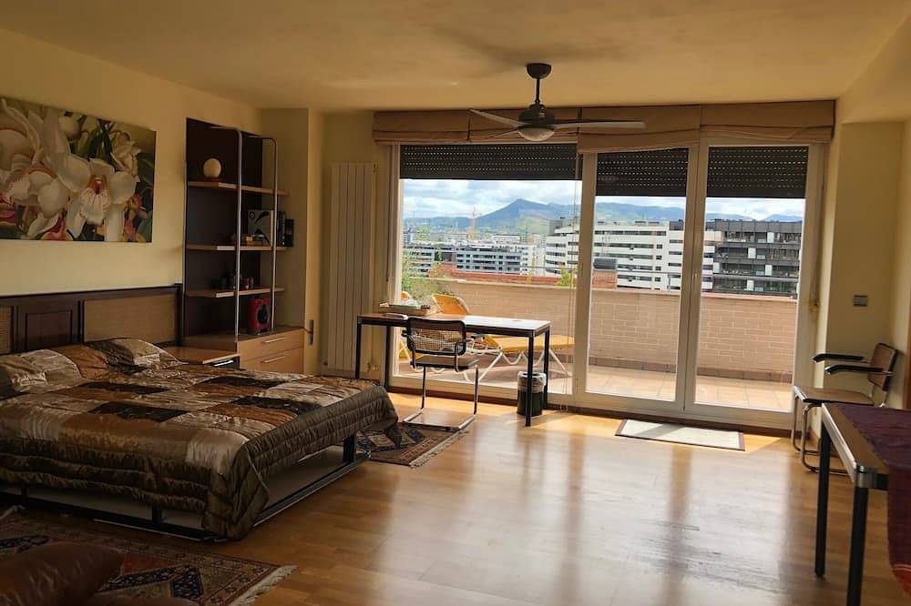 Studio with terrace and garden in Pamplona, Navarra Province