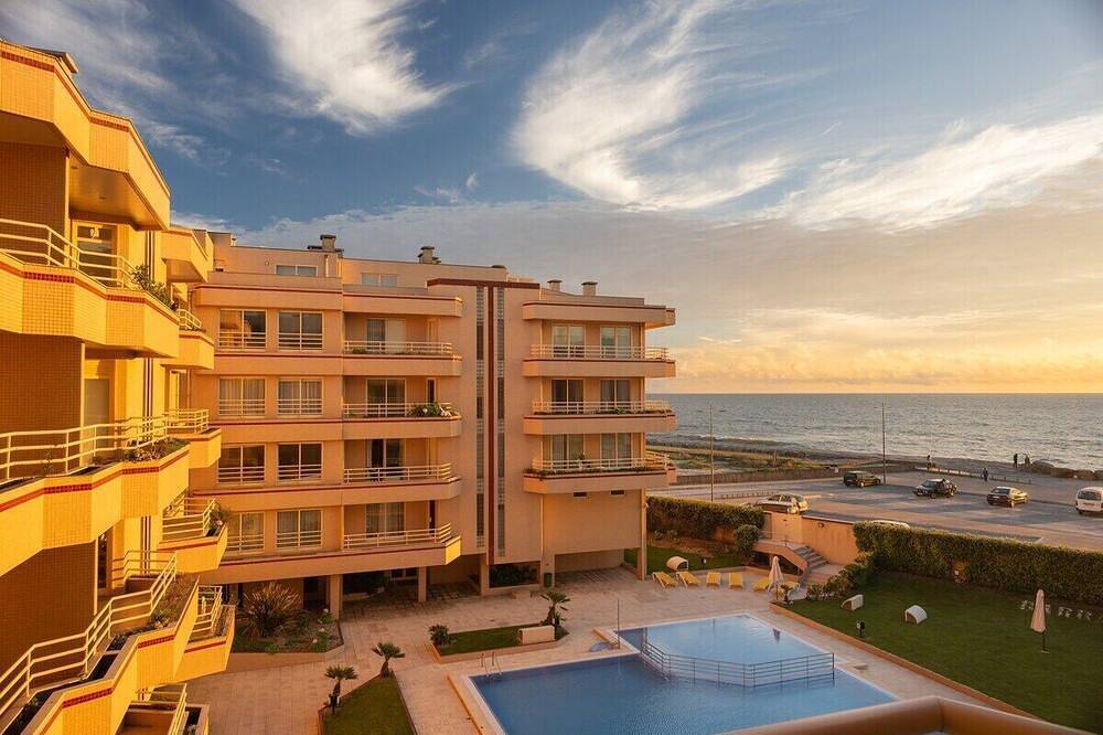 Apartamento inteiro, Oceanview First Line with 2 Pools 2 in Furadouro, Ovar