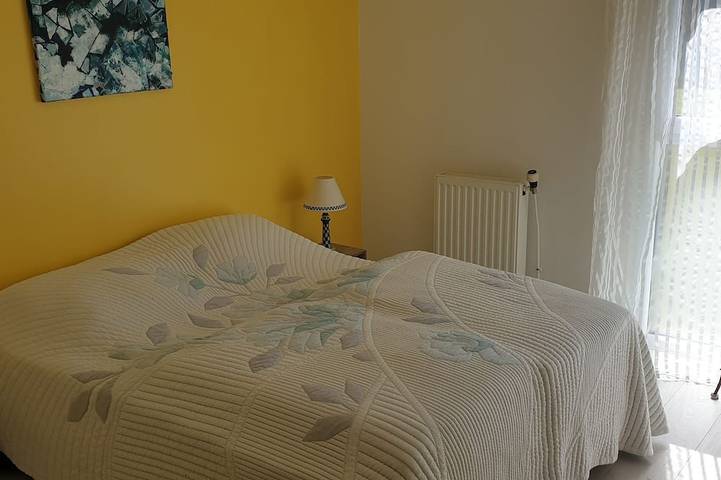 Gîte pour 4 personnes, avec jardin et terrasse dans Plage Sables Blancs - 3