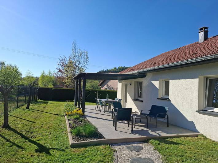 Gîte pour 4 personnes, avec Terrasse et Jardin à Saint-Léonard (Vosges)