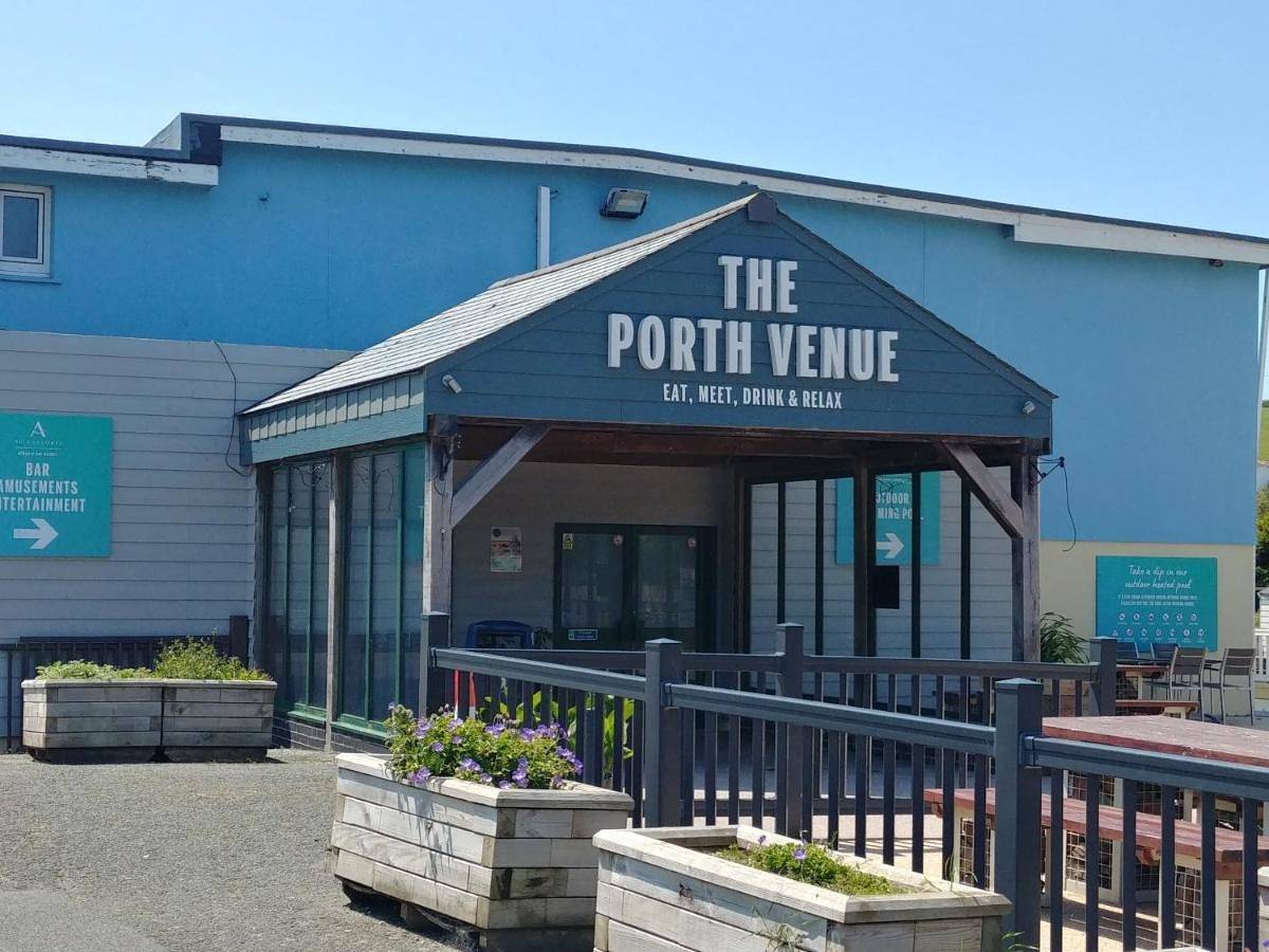 Newquay Bay Resort, Porth in Newquay, Cornwall