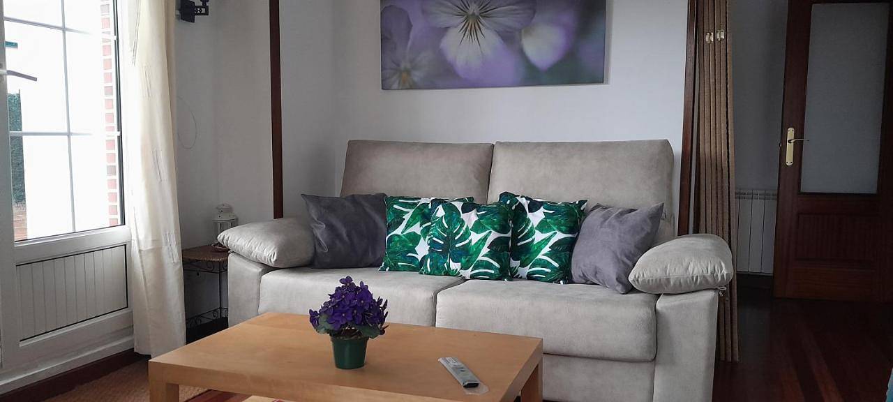 Apartamento entero, Two-Bedroom Apartment in Gama, Bárcena de Cicero